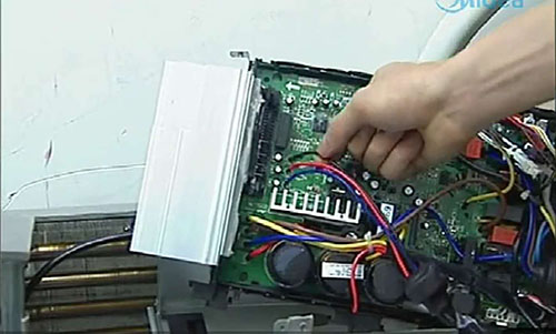 多伦美的空调电话是多少