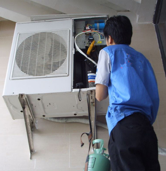 多伦空调开机无反应维修